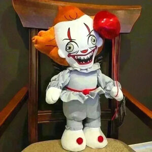 NWT IT movie 22" Pennywise Haloween Door Greeter